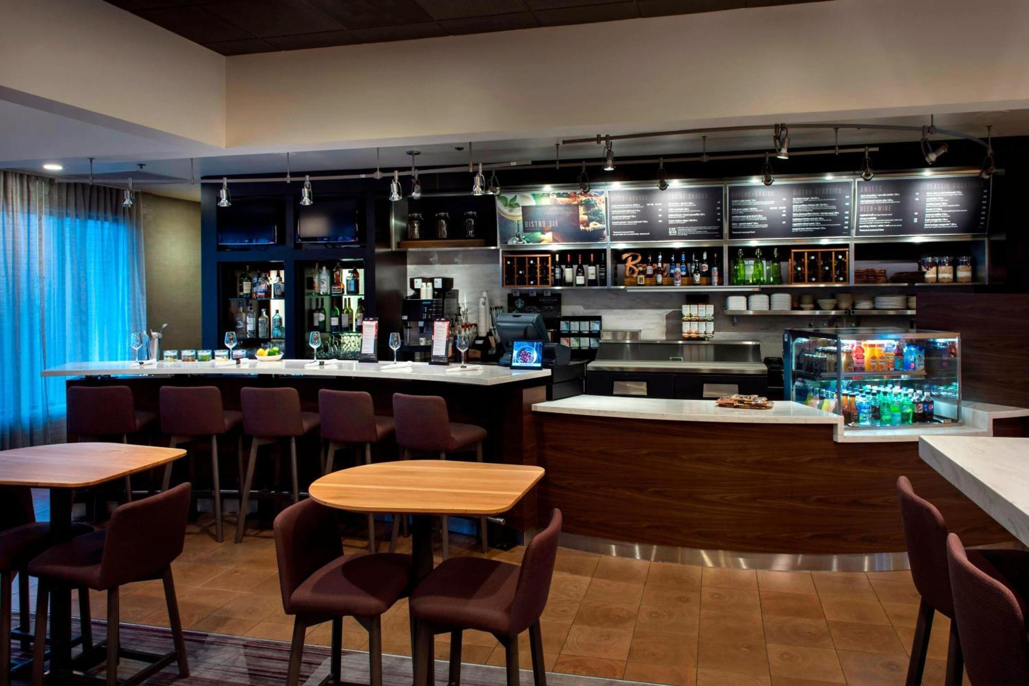 Courtyard By Marriott Poughkeepsie Hotell Eksteriør bilde
