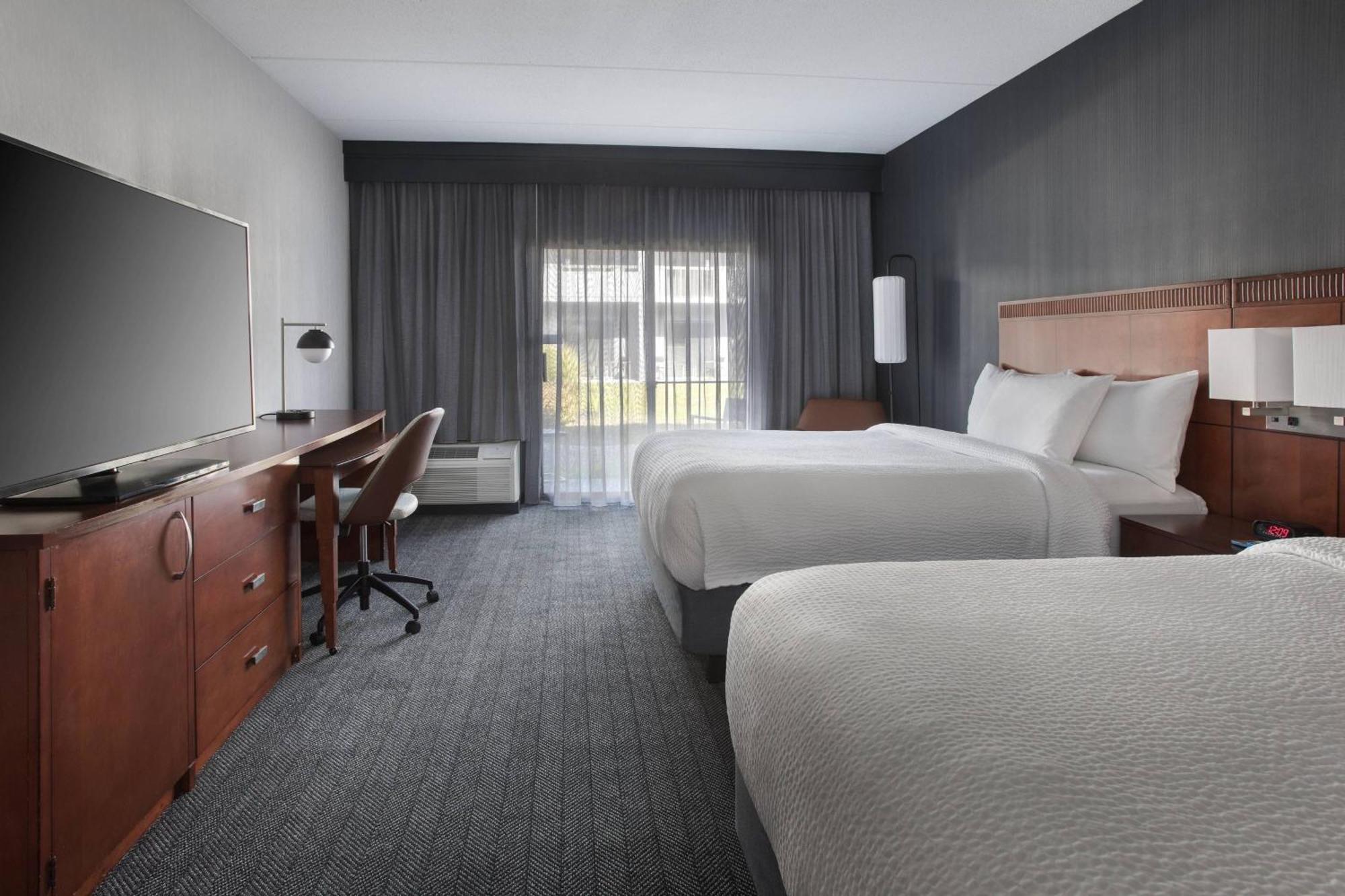 Courtyard By Marriott Poughkeepsie Hotell Eksteriør bilde